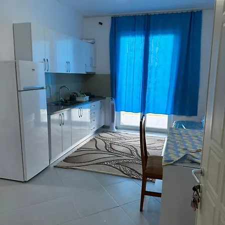 Apartments, Escape شقة Velipojë